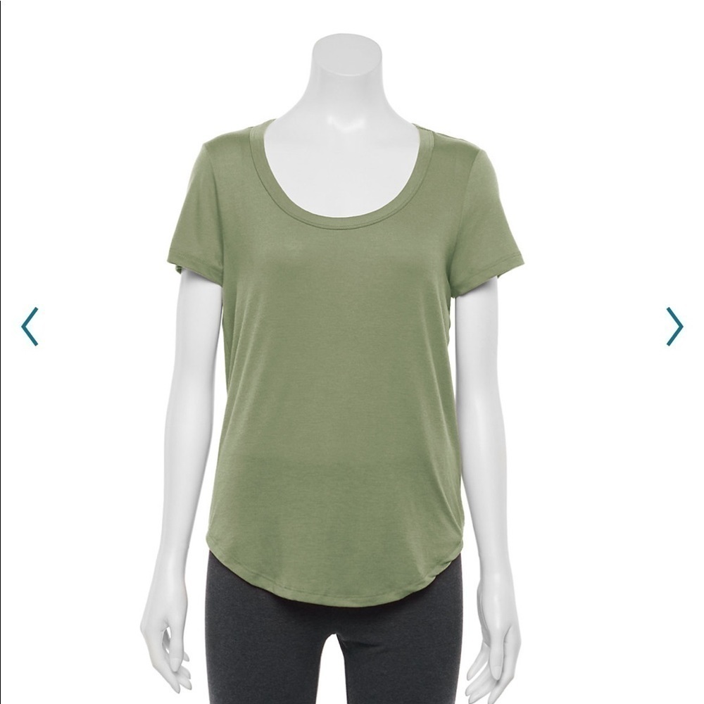 Juniors SO® Favorite U-Neck Short
Sleeve Tee Size S